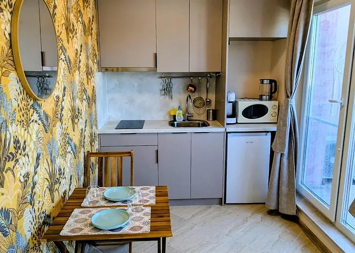 2 Stylish - 100m From Smokinya Kavatsi By Flat Mаnager